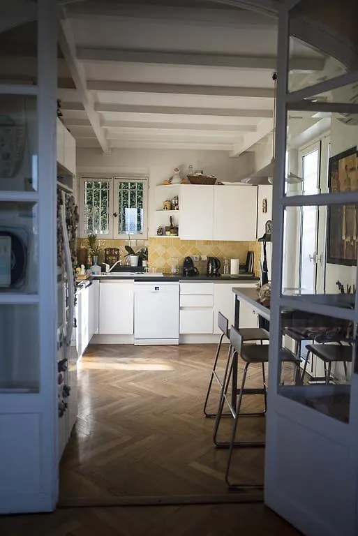 Villa 12 Nice 0*,  France